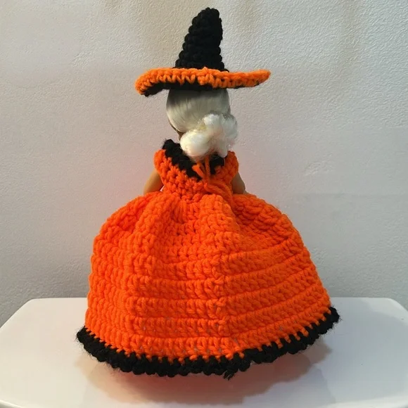 Vintage Hand crocheted Witch toilet paper cover | Halloween | Fall Decor | BX24 - Picture 7 of 9